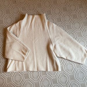 Cream cropped Zara sweater, M